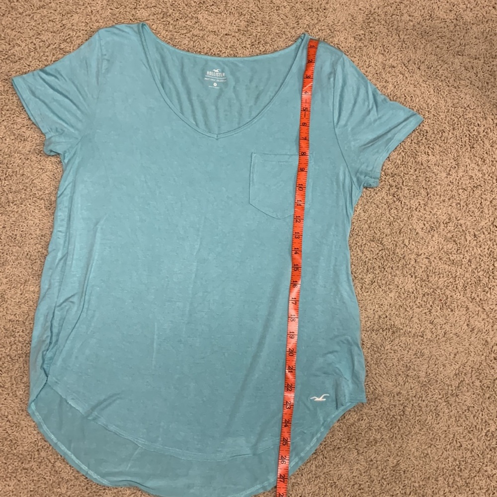💜Hollister T-shirt 💜 - Picture 4 of 4